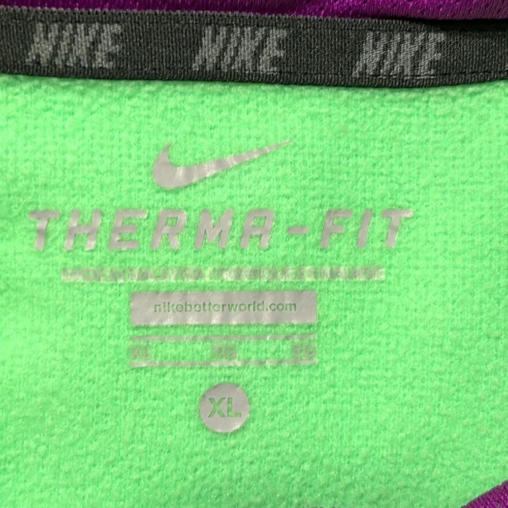 Nike therma girls